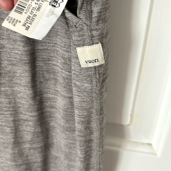 Nwt Vuori lux long sleeve romper clay heather L - Picture 4 of 10